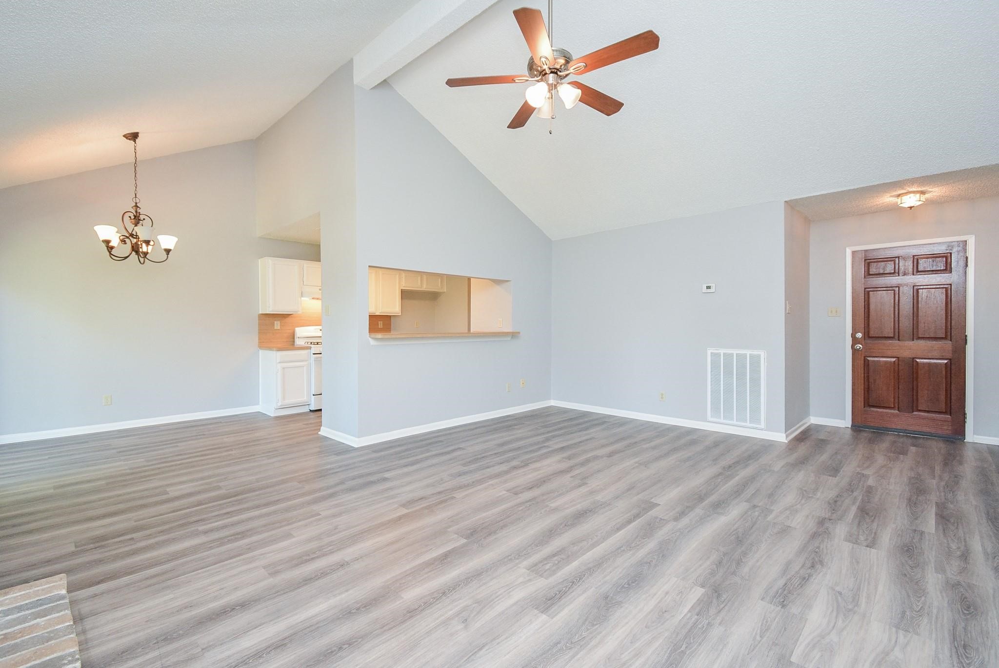 3911 Issacks Way Sugar Land, TX 77479 - Photo 4 of 18 New flooring, new paint, kitchen updates- this home is a must see!