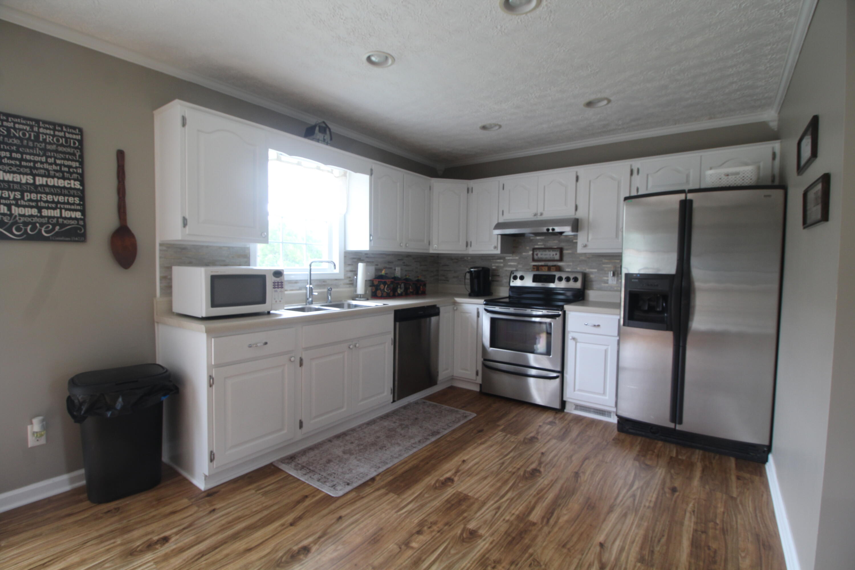 183 Saddlebrook Subdivision Road Lewisburg, WV 24901 - Photo 10 of 18 Gallery Image 10