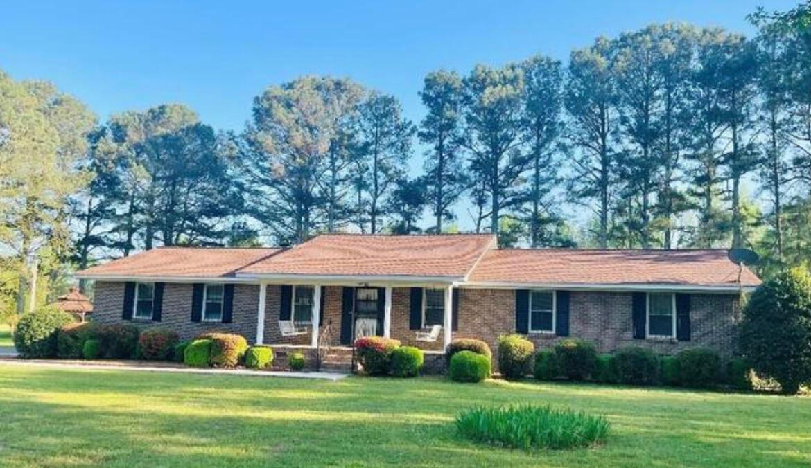 638 Loveless Road Hazel Green, AL 35750 - Photo 1 of 1 Gallery Image 1