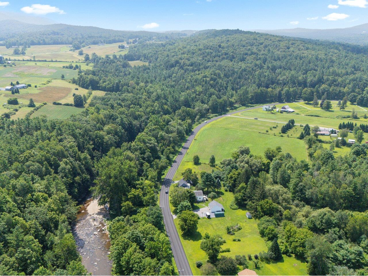 4003 River Road New Haven, VT 05472 - Photo 4 of 37