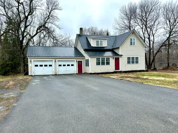 $319,900 | 205 Elm Street, Newport, ME 04953