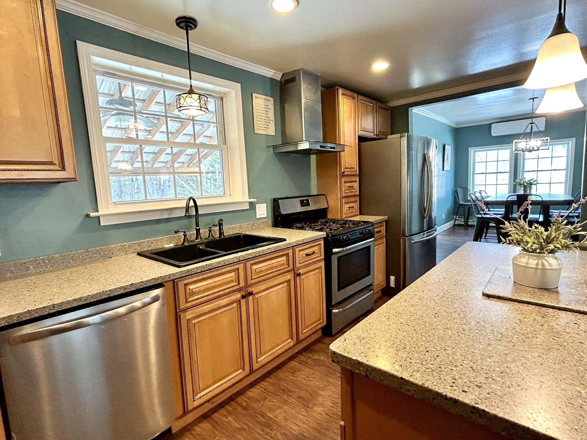 205 Elm Street Newport, ME 04953 - Photo 8 of 34 IMG_8906