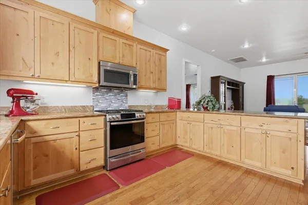 $1,100,000 | 1979 McDonald Avenue, Live Oak, CA 95953