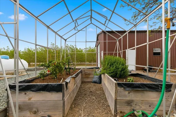 $1,100,000 | 1979 McDonald Avenue, Live Oak, CA 95953