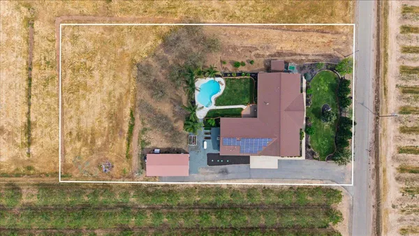 $1,100,000 | 1979 McDonald Avenue, Live Oak, CA 95953