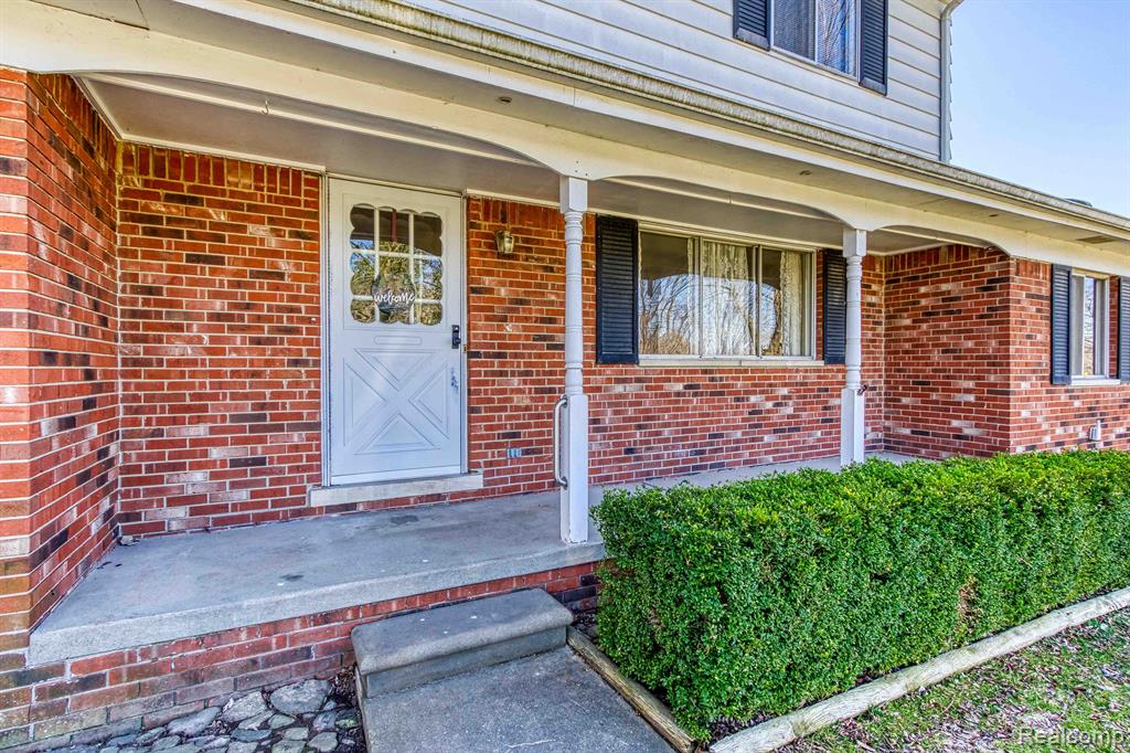 11048 30 Mile Road Washington, MI 48095 - Photo 4 of 59