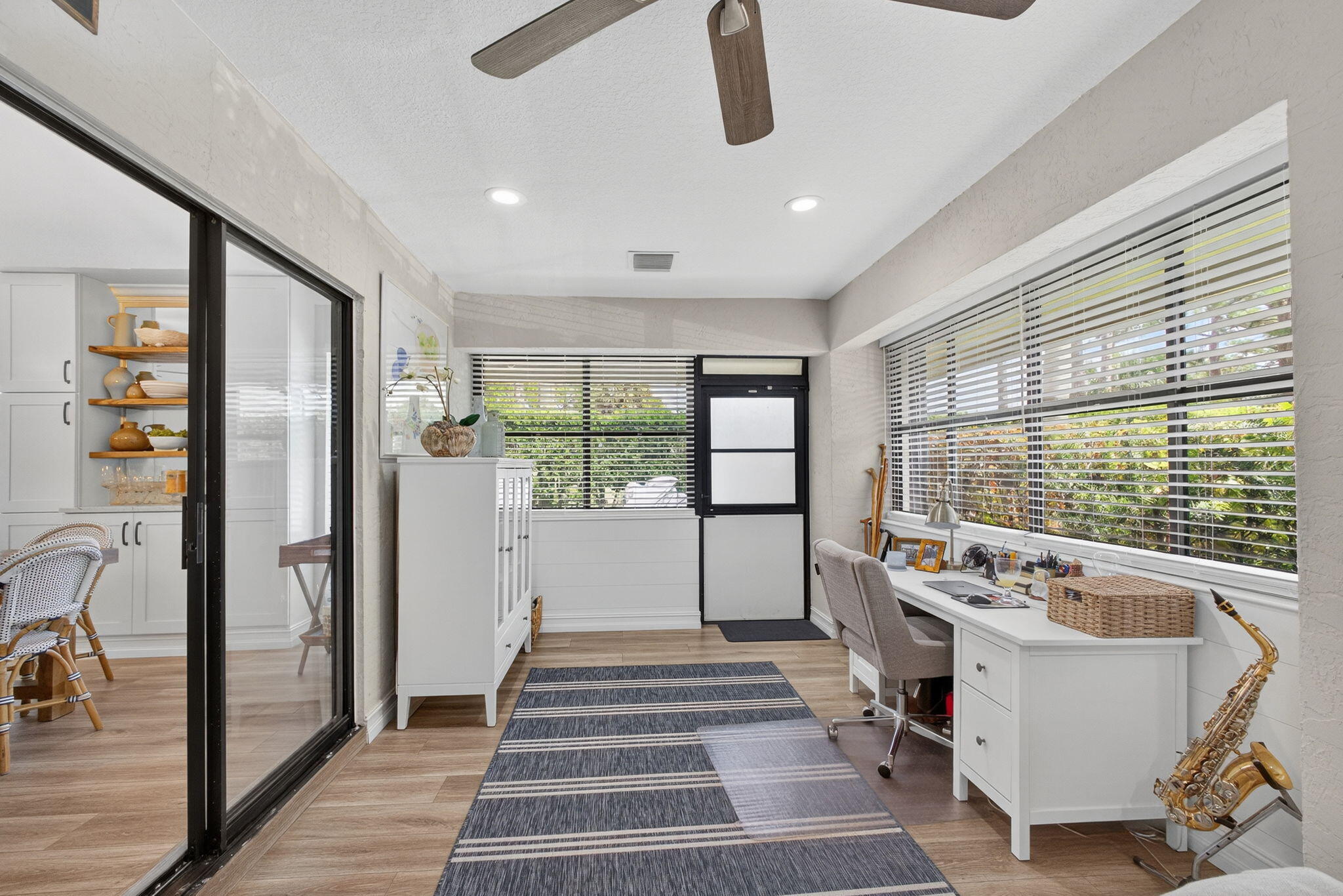 101 Half Moon Circle, Unit B Jupiter, FL 33458 - Photo 35 of 44 Family Room