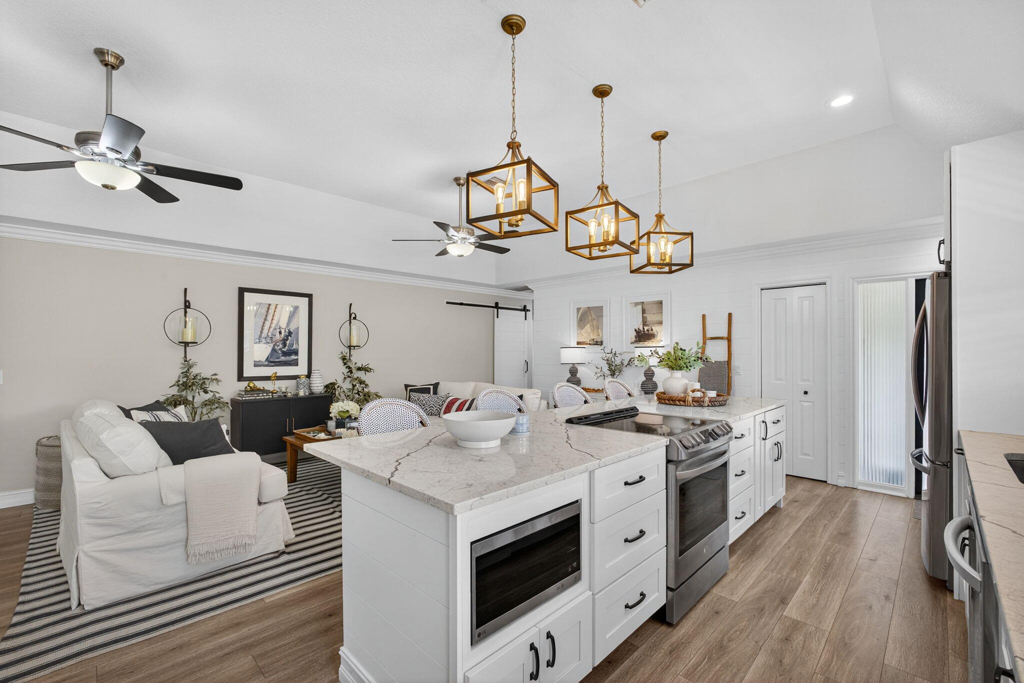 101 Half Moon Circle, Unit B Jupiter, FL 33458 - Photo 7 of 44 Newer Appliances