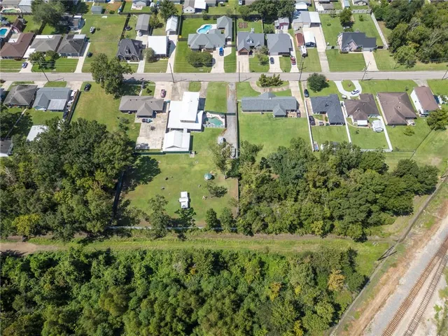 $42,000 | 436 River Oaks Drive, Destrehan, LA 70047