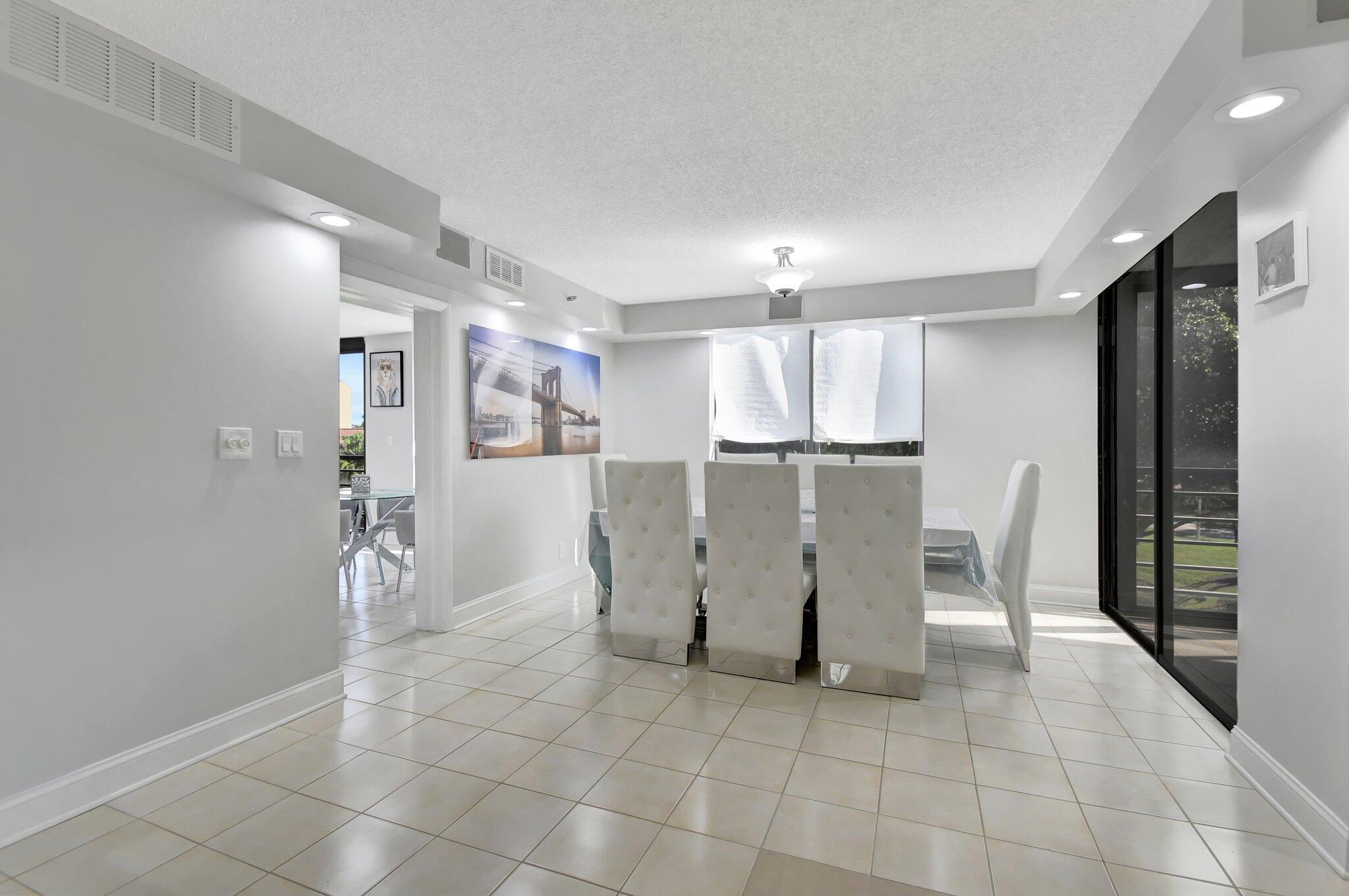 7201 Promenade Drive, Unit 302 Boca Raton, FL 33433 - Photo 11 of 46 dining room