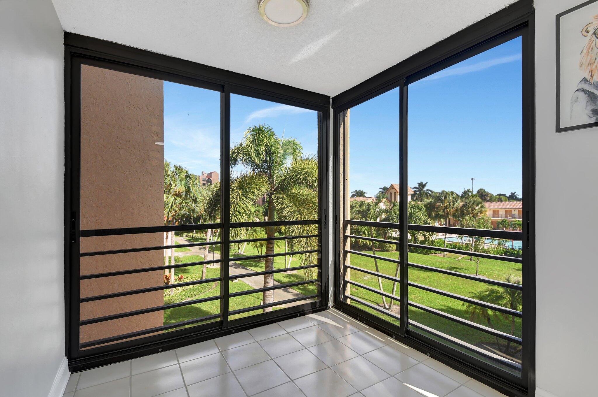 7201 Promenade Drive, Unit 302 Boca Raton, FL 33433 - Photo 16 of 46 kitchen