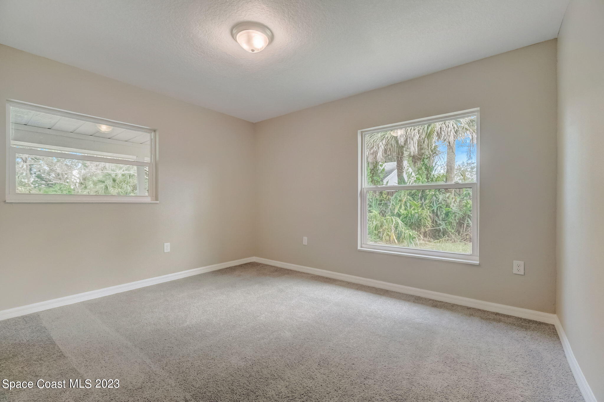 1013 Knecht Road Northeast Palm Bay, FL 32905 - Photo 10 of 20 24-web-or-mls-Knecht Rd NE-024