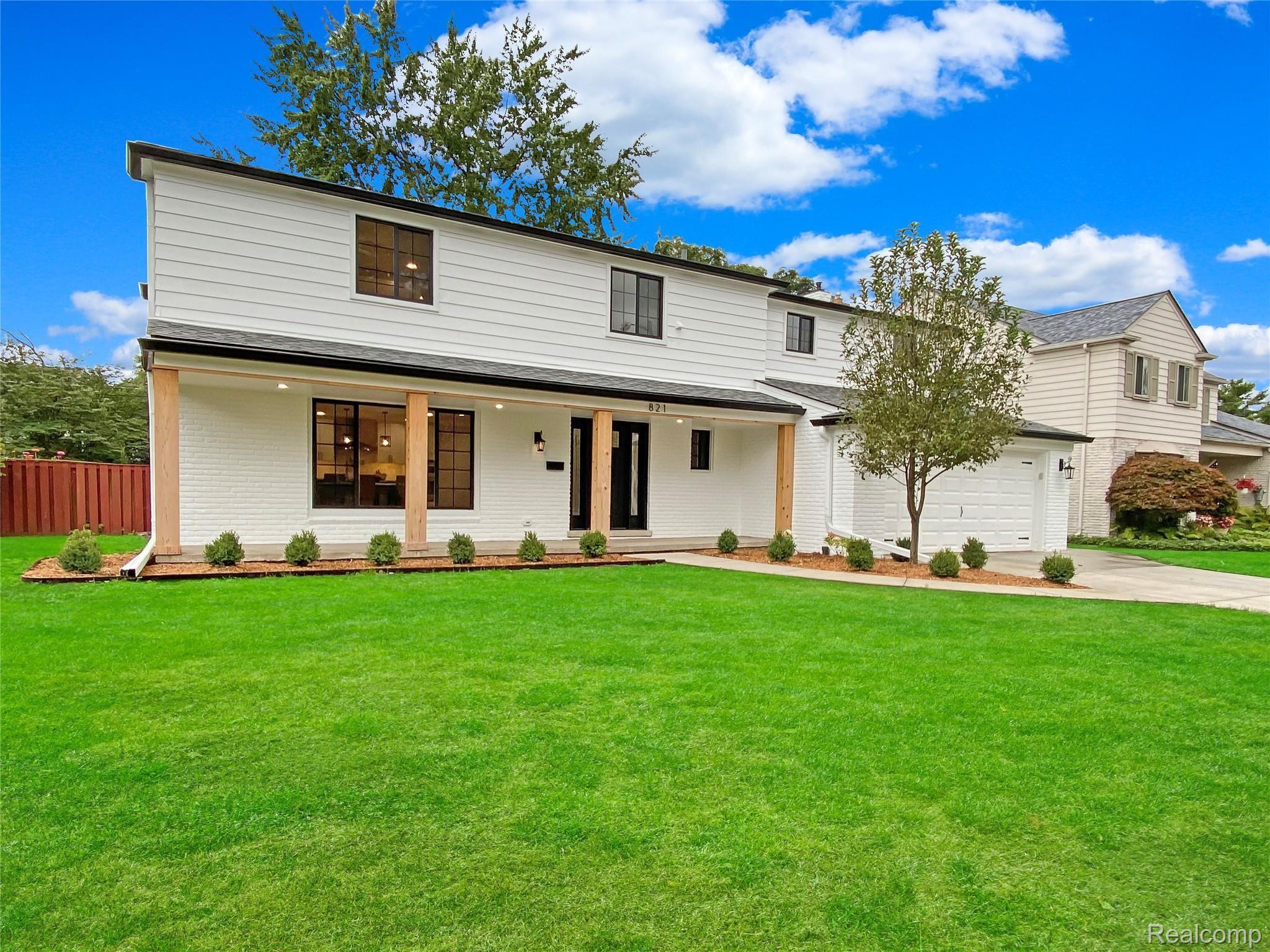 821 Canterbury Road Grosse Pointe, MI 48236 - Photo 2 of 83 IMG_7920.jpg