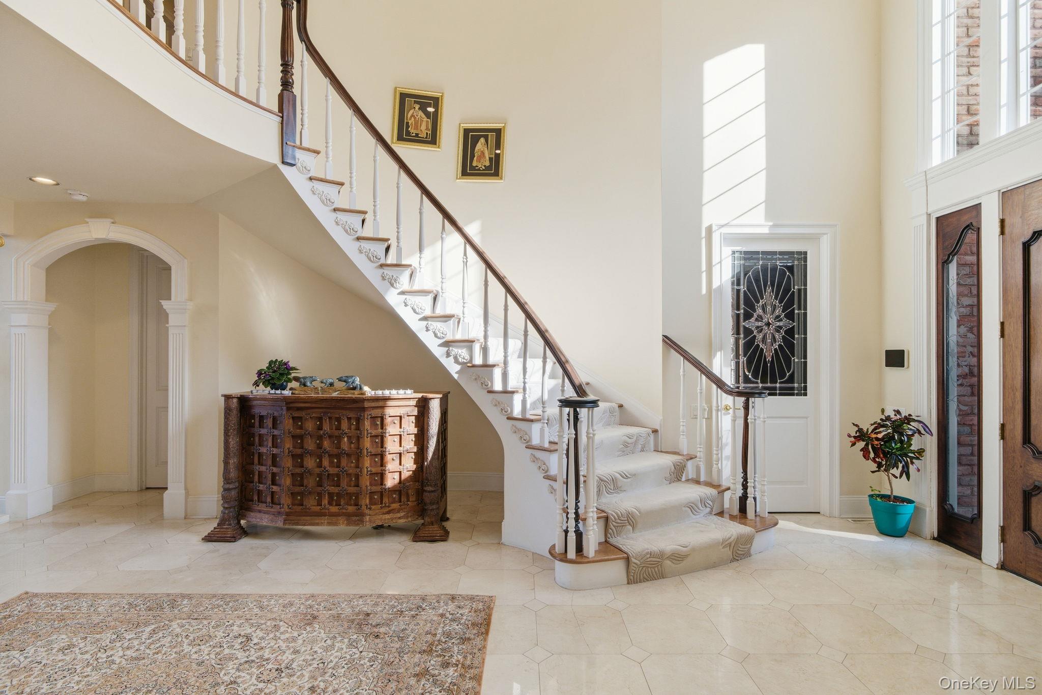 19 Cobblestone Court Centerport, NY 11721 - Photo 22 of 45 a view of entryway and hall