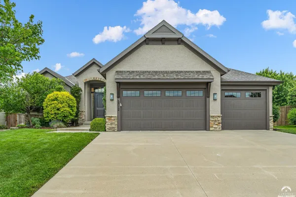 $680,000 | 5712 Warren Court, Lawrence, KS 66049