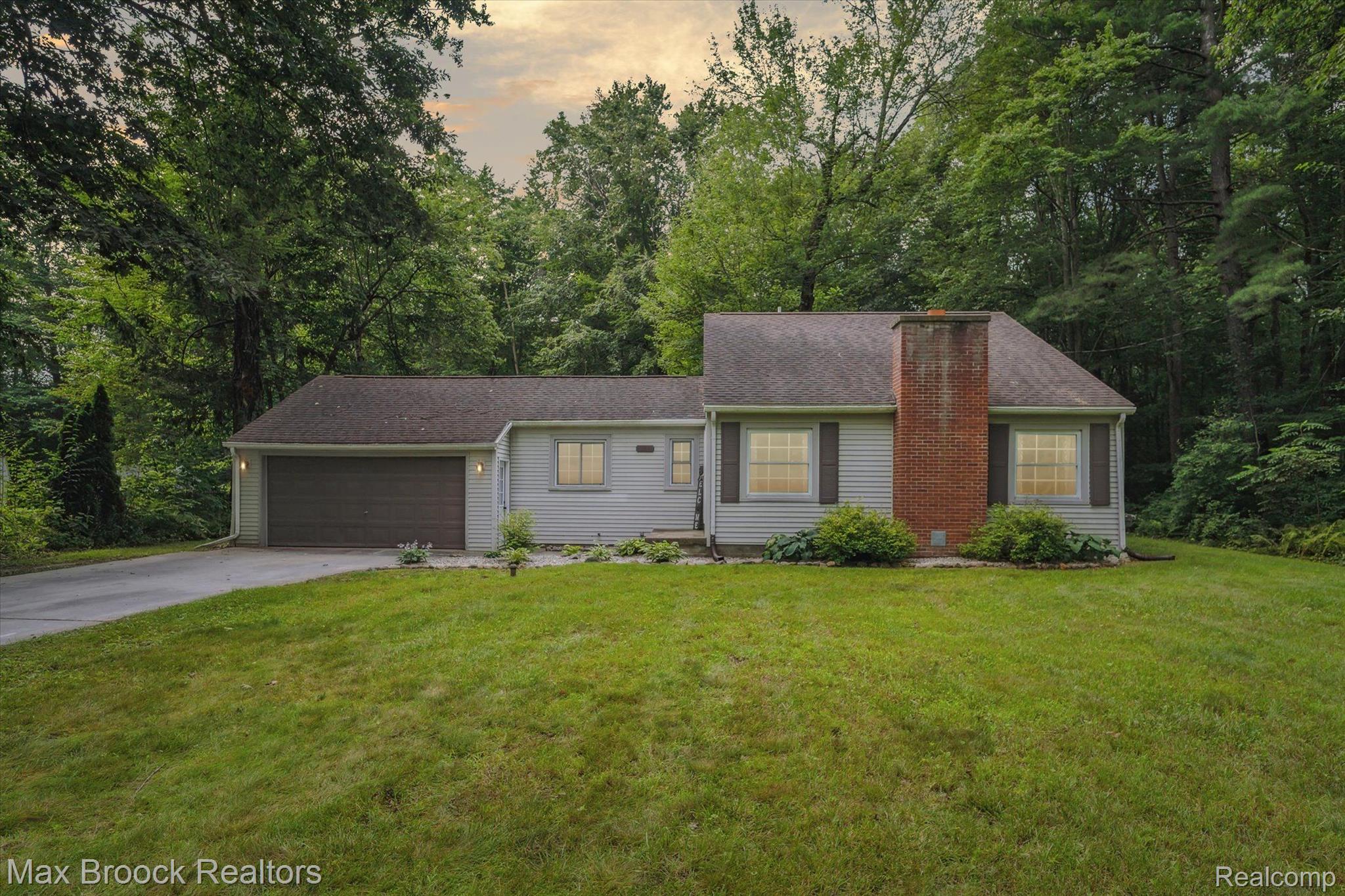 521 Barnes Lake Road Columbiaville, MI 48421 - Photo 1 of 27 Gallery Image 1