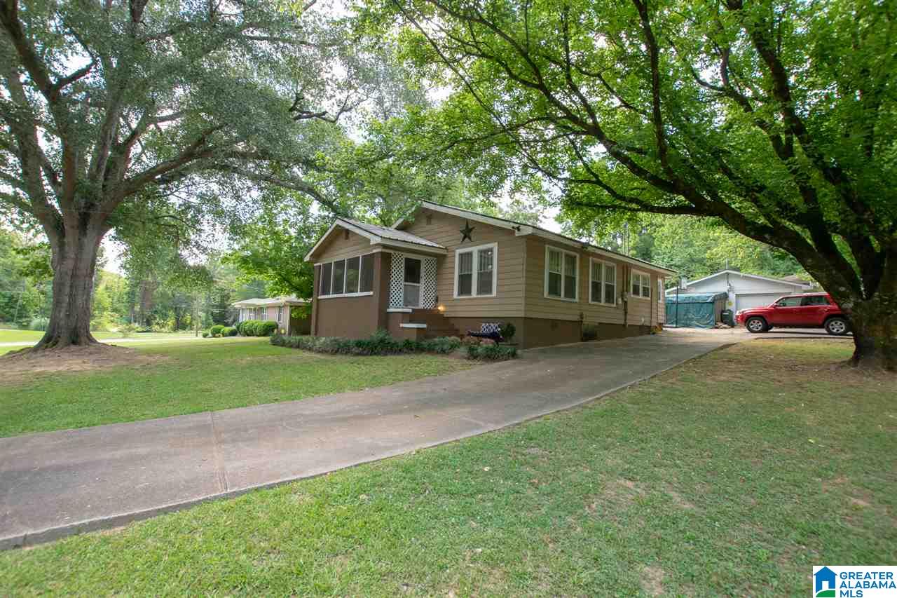 624 Pinewood Court Bessemer, AL 35023 - Photo 4 of 40