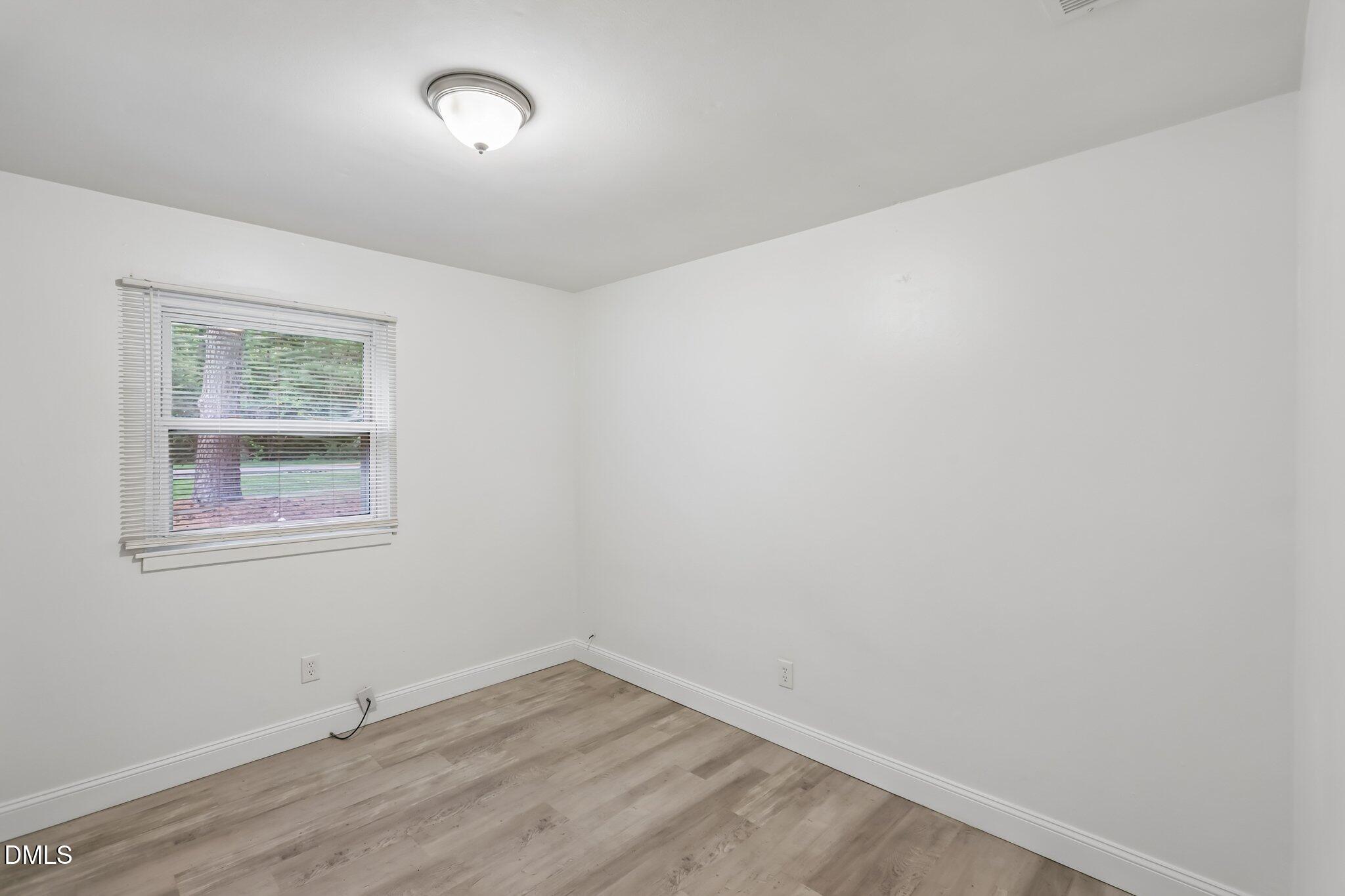 404 Lynn Road Durham, NC 27703 - Photo 17 of 22 10-web-or-mls-Lynn Rd-S0410-010