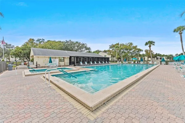 $179,000 | 3232 Lake Pine Way East, Unit F2, Tarpon Springs, FL 34688