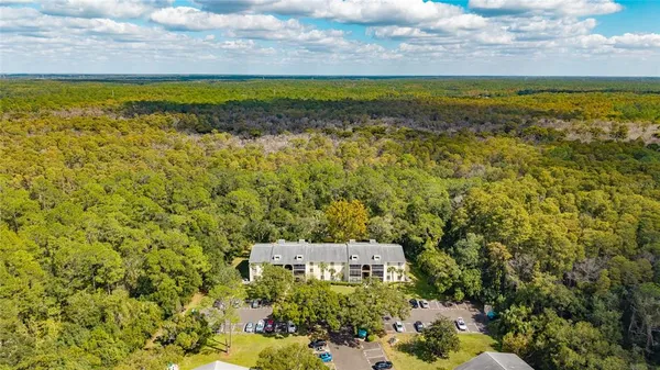 $179,000 | 3232 Lake Pine Way East, Unit F2, Tarpon Springs, FL 34688