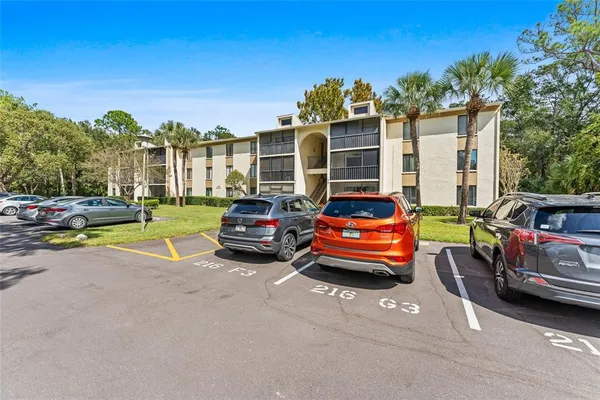 $179,000 | 3232 Lake Pine Way East, Unit F2, Tarpon Springs, FL 34688