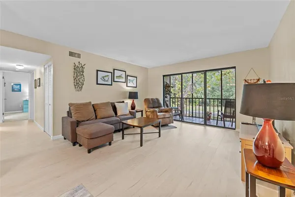 $179,000 | 3232 Lake Pine Way East, Unit F2, Tarpon Springs, FL 34688