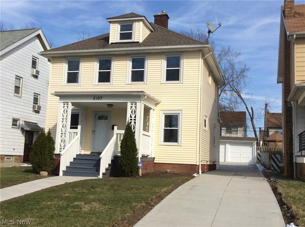 2107 Rossmoor Road Cleveland Heights, OH 44118 - Photo 2 of 20