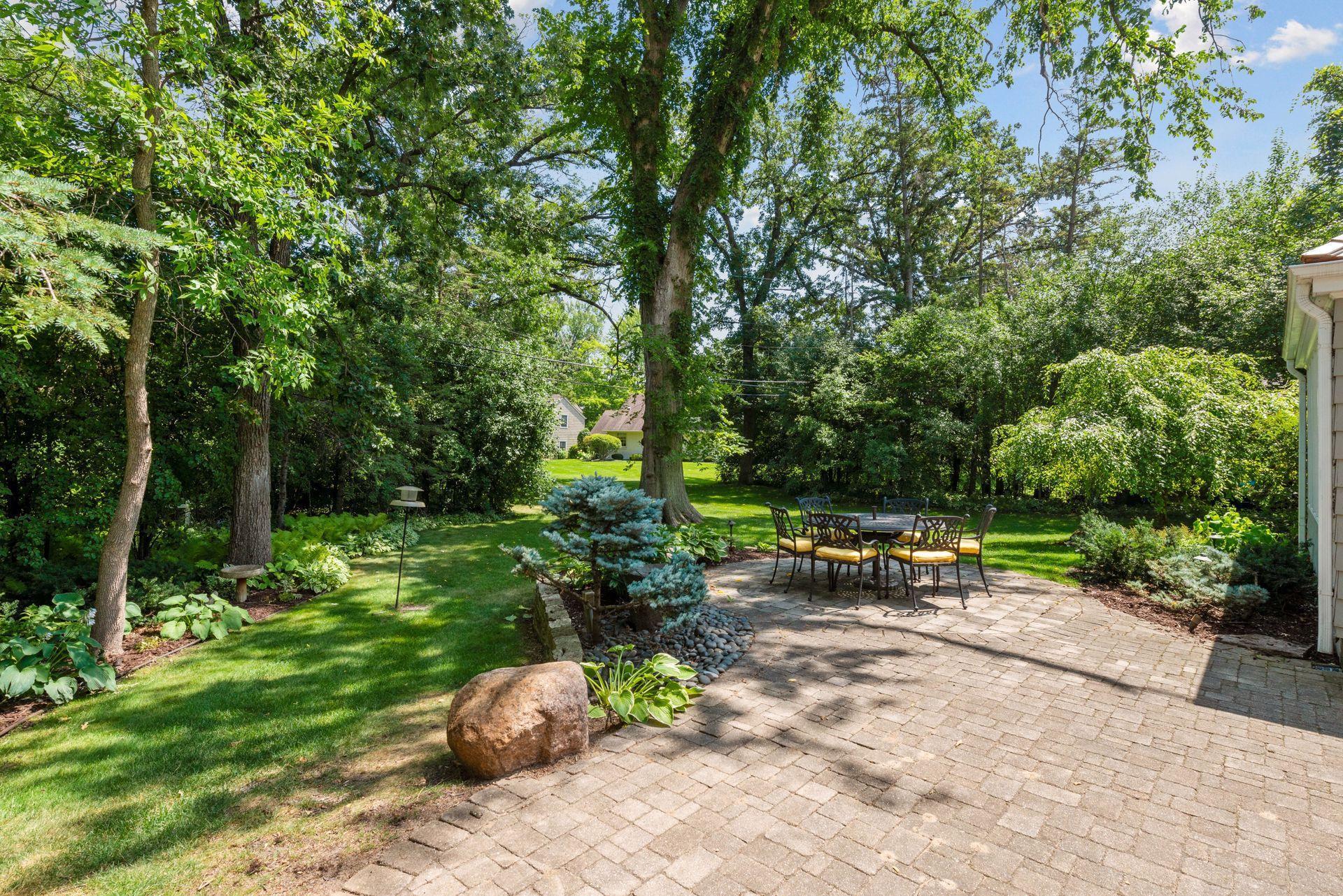 9 Woodland Road West Edina, MN 55424 - Photo 3 of 5 Gallery Image 3