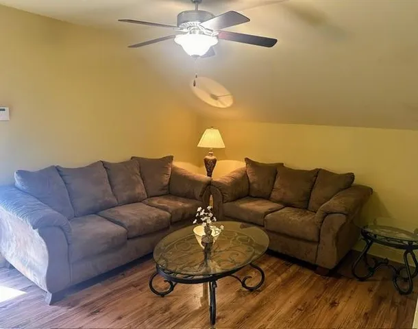 $1,150 | 404 Pine Street, Madisonville, LA 70447