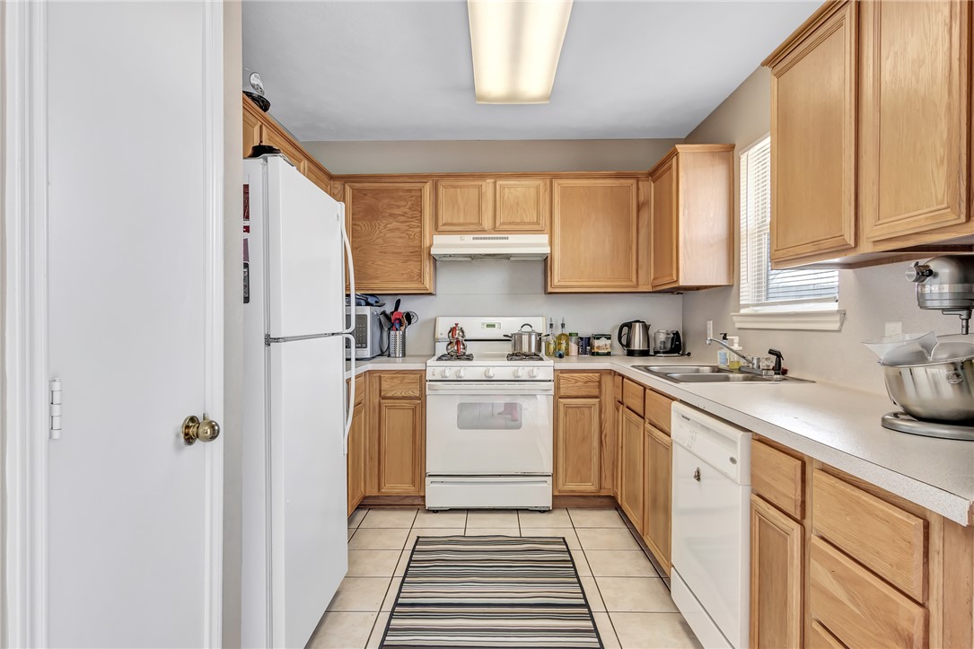 2400 Pintail Loop College Station, TX 77845 - Photo 4 of 29