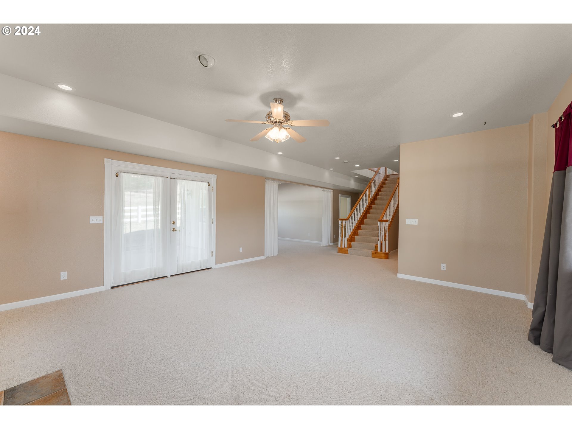 18235 Dixonville Road Roseburg, OR 97470 - Photo 31 of 40