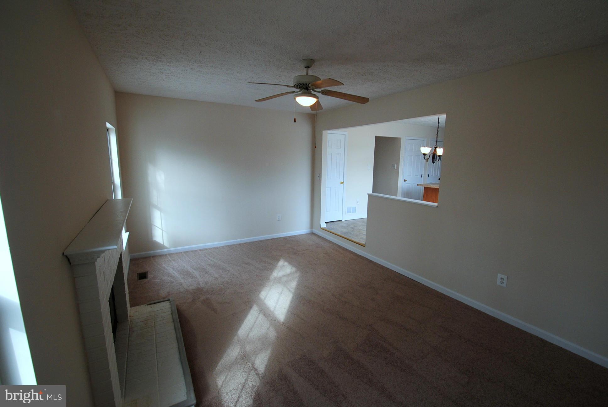 204 Alpine Meadow Road Winchester, VA 22602 - Photo 10 of 30 Family Room
