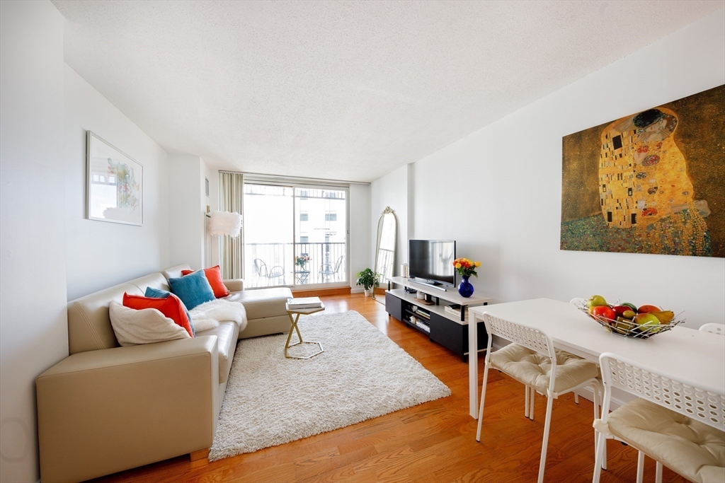 10 Museum Way, Unit 1027 Cambridge, MA 02141 - Photo 4 of 21