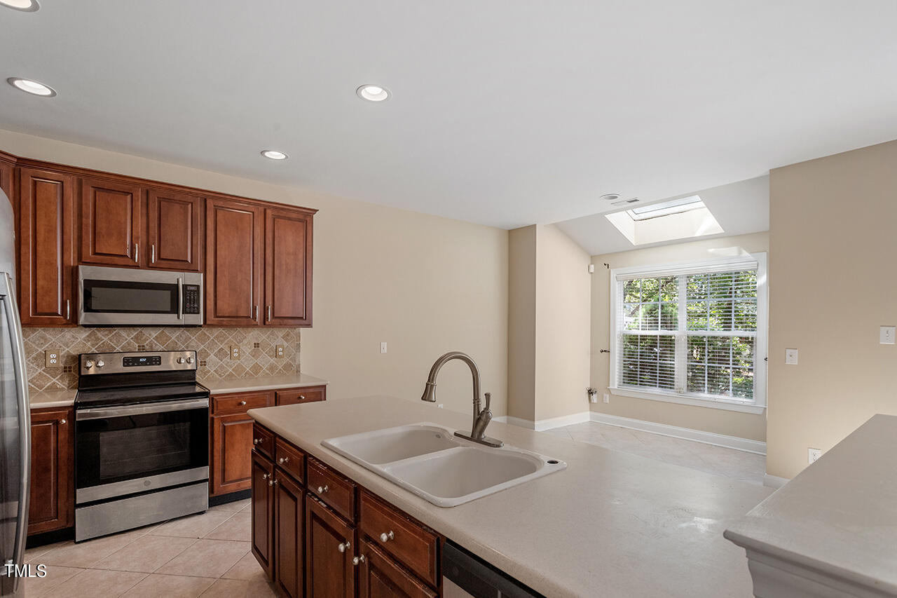10144 Mizner Lane Raleigh, NC 27617 - Photo 21 of 35 10144 Mizner Lane_21