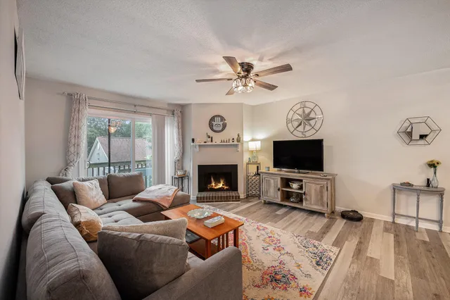 $265,000 | 1402 Camp Road, Unit 9G, Charleston, SC 29412