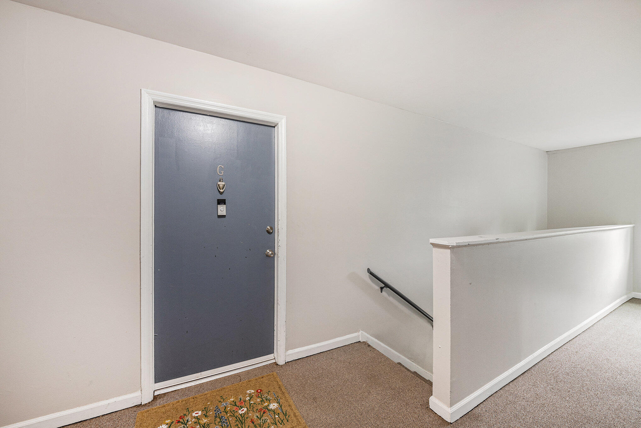 1402 Camp Road, Unit 9G Charleston, SC 29412 - Photo 4 of 19 003_file_388