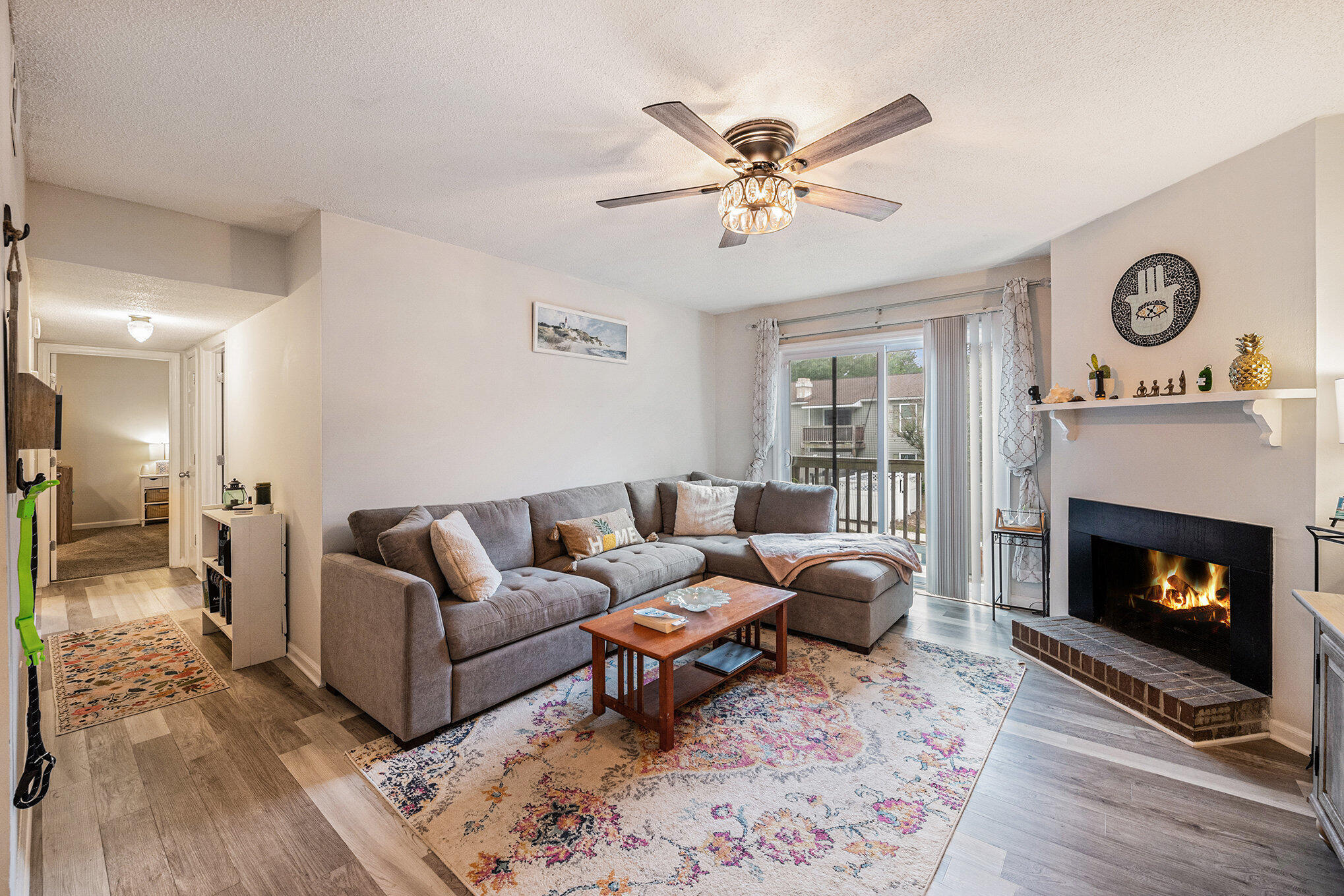 1402 Camp Road, Unit 9G Charleston, SC 29412 - Photo 5 of 19 004_file_755