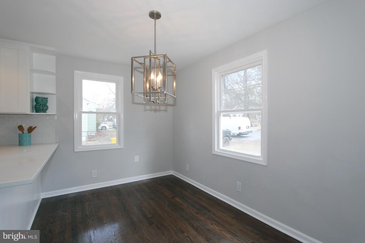 38 Brookfield Road Pasadena, MD 21122 - Photo 14 of 29 Dining Room
