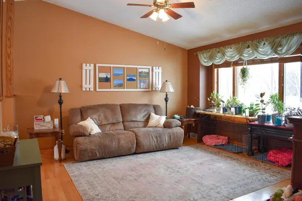 $285,000 | 318 12th Avenue South, Cold Spring, MN 56320