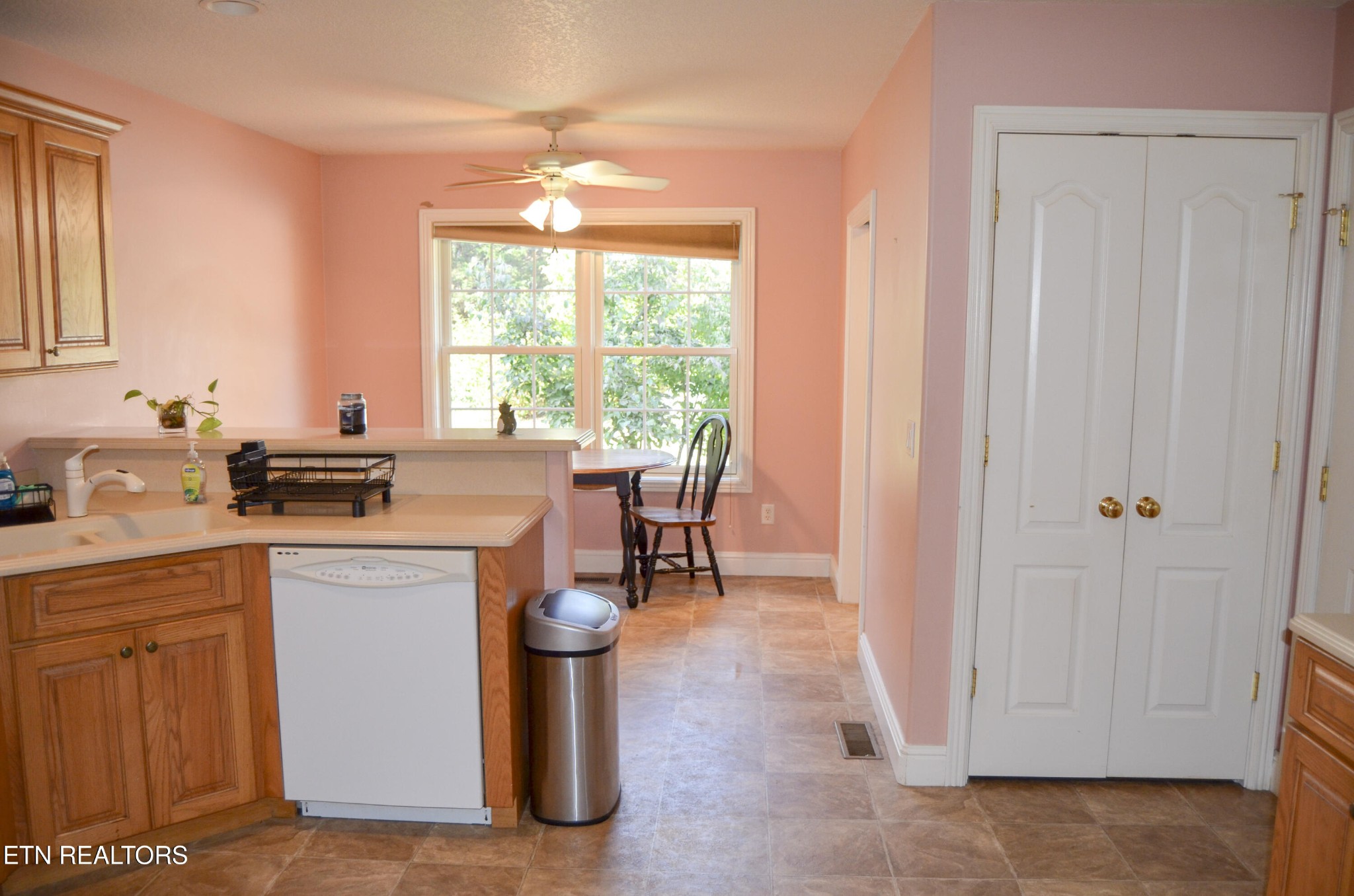 915 Stone Loop Crossville, TN 38571 - Photo 12 of 59 Gallery Image 12