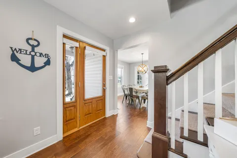 $995,000 | 812 Van Slyke Drive, Fontana, WI 53125