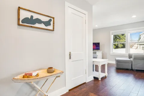 $995,000 | 812 Van Slyke Drive, Fontana, WI 53125