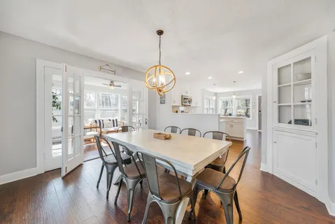 $995,000 | 812 Van Slyke Drive, Fontana, WI 53125