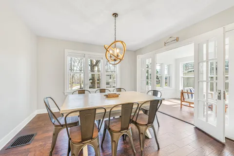 $995,000 | 812 Van Slyke Drive, Fontana, WI 53125