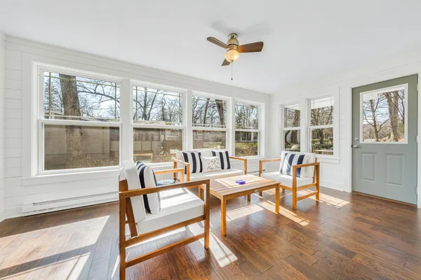 $995,000 | 812 Van Slyke Drive, Fontana, WI 53125