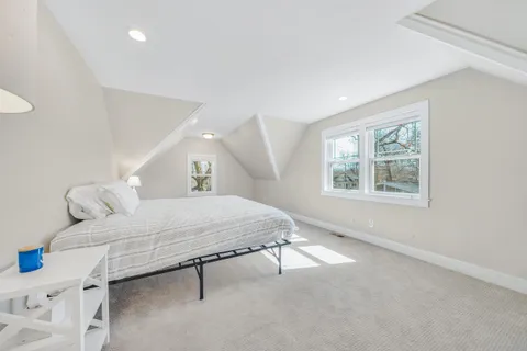 $995,000 | 812 Van Slyke Drive, Fontana, WI 53125