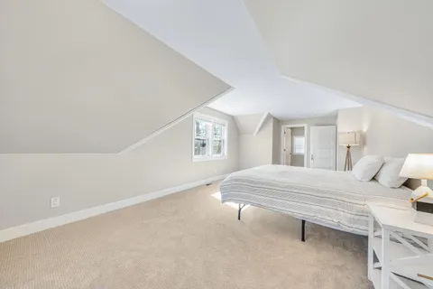 $995,000 | 812 Van Slyke Drive, Fontana, WI 53125