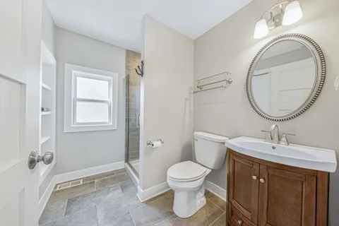 $995,000 | 812 Van Slyke Drive, Fontana, WI 53125