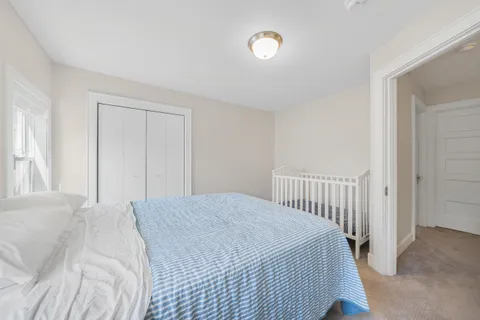 $995,000 | 812 Van Slyke Drive, Fontana, WI 53125