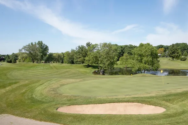 $995,000 | 812 Van Slyke Drive, Fontana, WI 53125